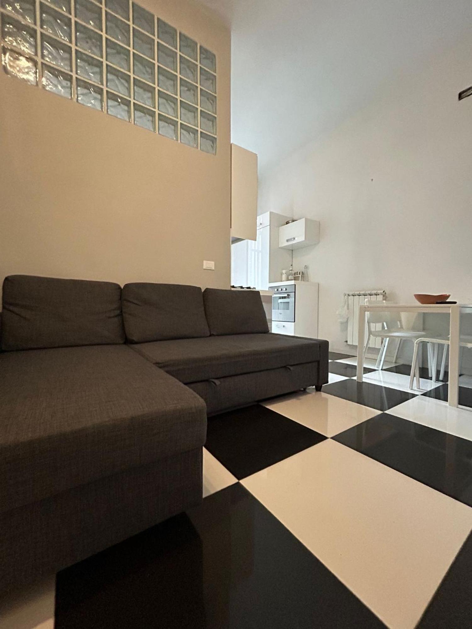 Ampio Bilocale Sui Navigli Milano Apartment Exterior photo